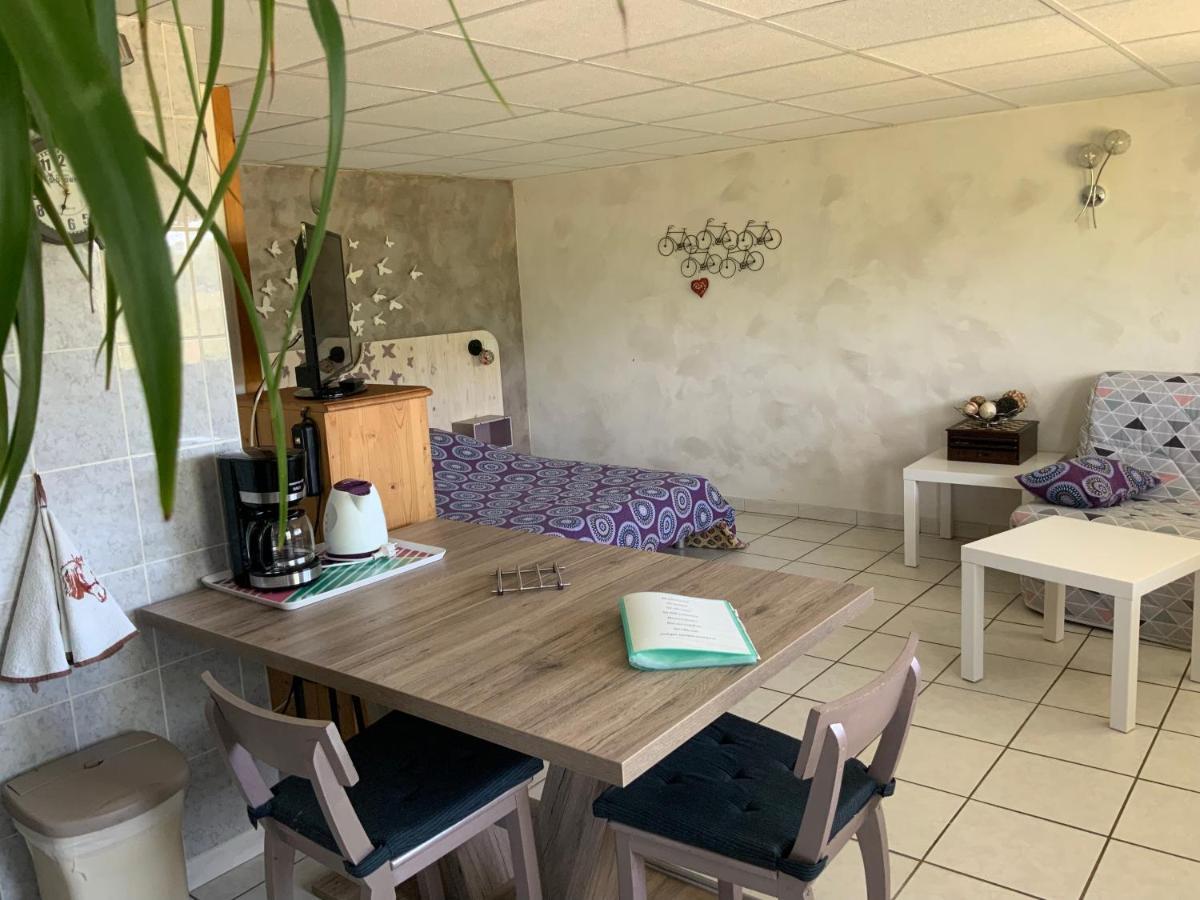 Chez Doukine Apartment Beure Bagian luar foto